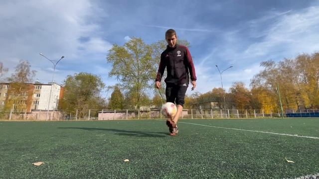 Влог 1. Ставлю свой рекорд по набиванию мяча(набил 800 ра смотреть онлайн