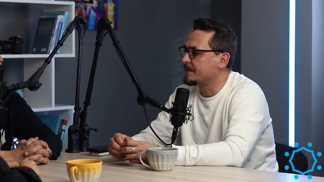 Как найти единомышленников? Как маркетинг и нейросети