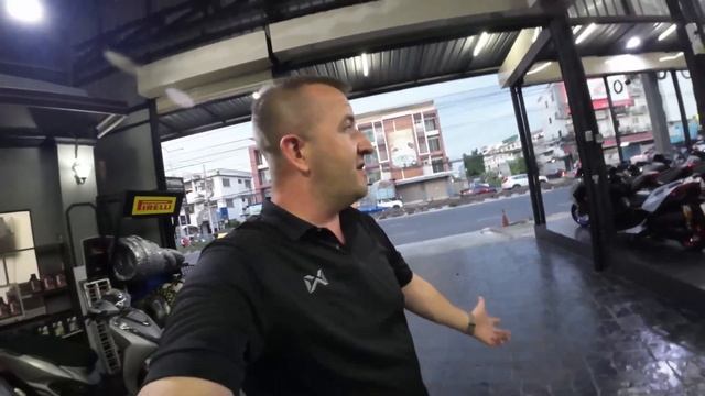 Купил максискутер Yamaha Xmax 300 в Таиланде. Первые впечатл?