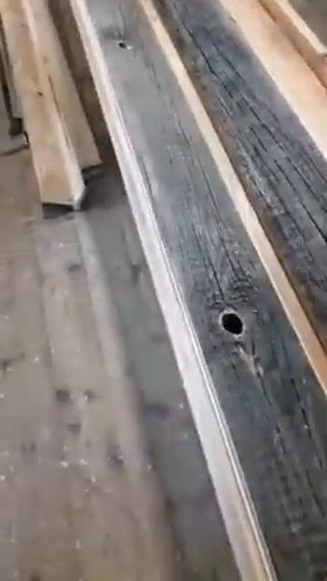 Амбарная доска The Old World смотреть онлайн