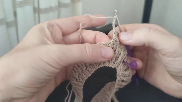 Біжевий ажурний джемпер в'язаний гачком. 7 та 8 рядки (2 ? смотреть онлайн