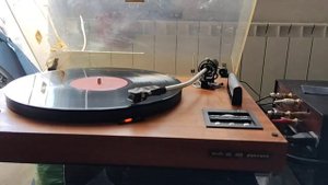 Проигрыватель винила Tesla NC 450