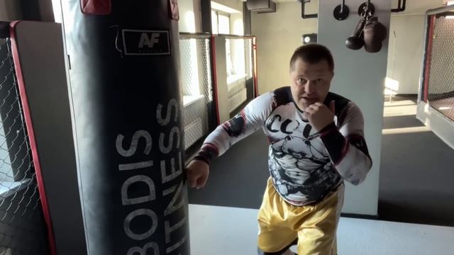 Левша против правши. Какая стойка лучше? смотреть онлайн