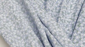 Принтованная плательная ткань, с рисунком "Мелкие разноцветные цветочки на голубом"
28-11388