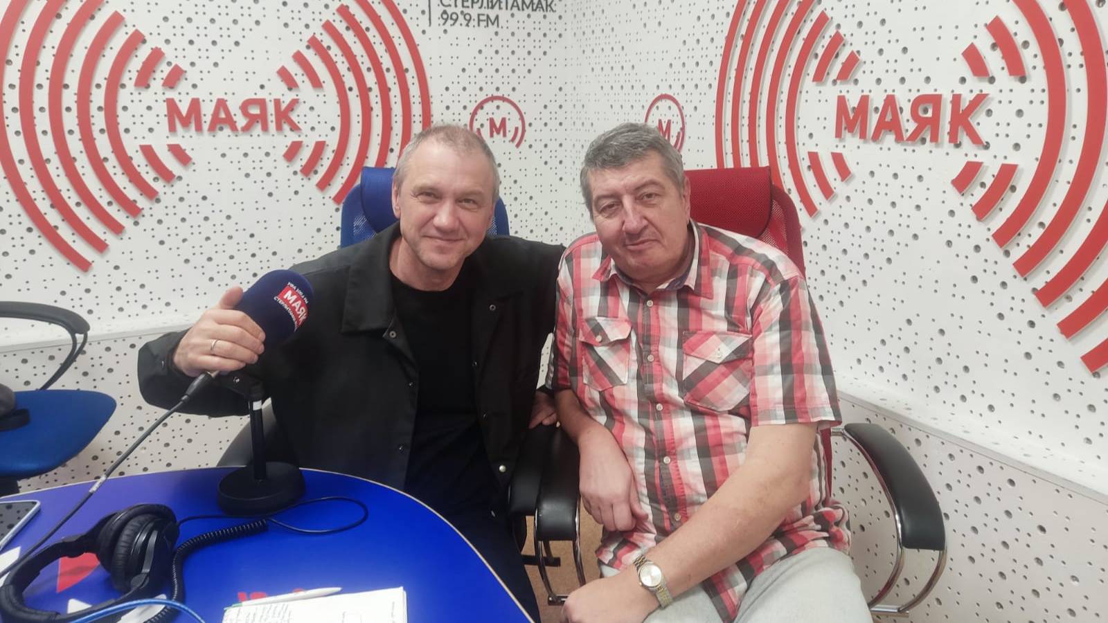 "В рабочий полдень" с  Владимиром Кузьмичевым - 19.05.2025