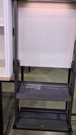 Умная система хранения в процессе установки NUOMI