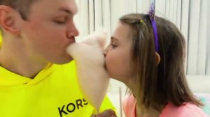 Miss Katy • Мисс Кейт - Katy and her cars for boys