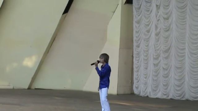 Даниил Булавко - "Праздничный вечер" (на Дне Речного Фл? смотреть онлайн