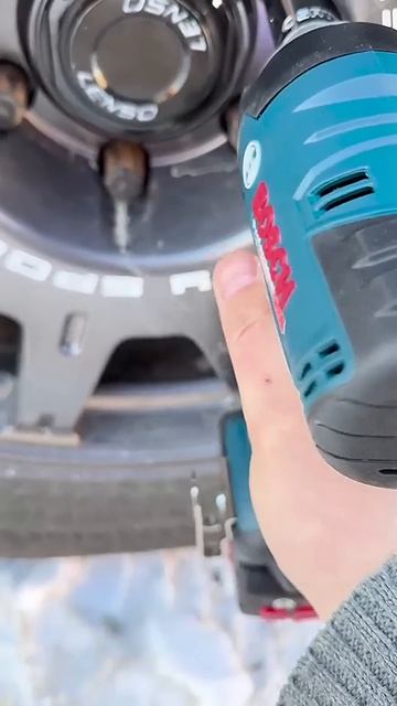 Аккумуляторный гайковерт Bosch GDS 18V смотреть онлайн