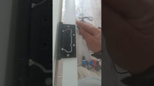 Правильное установка петля межкомнатных дверей.