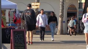 Подушка пердушка, показательный пук😃ПРАНК