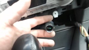 Что жужжит в салоне форд фокус 2? Решение в конце видео