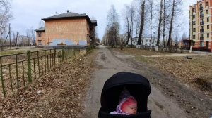 Прогулка по Северодвинску с Аней. До жд вокзала через памятник Ломоносову. 10.05.2025