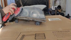 не ПОЛИРУЙТЕ фары. ЛУЧШЕ покрыть лаком.