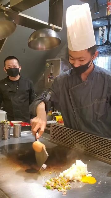 UbFRn2-ZGA0 - Lifestyle Beautiful Train Teppanyaki street food,restaurant,BBQ,Pub street#Short#Short