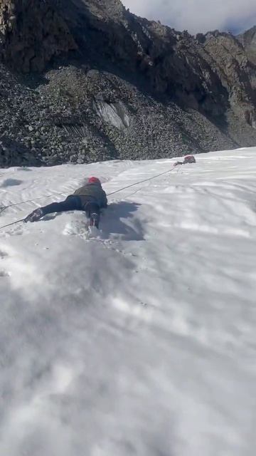 Как проходят тренировки на перед восхождением на Белуху? #climbing #белуха #восхождение #алтай