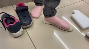 Как выбрать зимнюю обувь ребенку? Приехали в ТЦ за вещ?