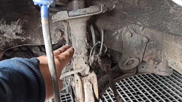 Мерседес Вито 638 прогнил стакан стойки, как я его свари смотреть онлайн