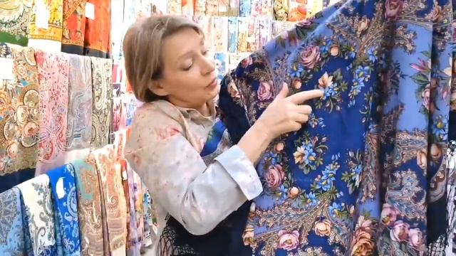 ,, Цветы под снегом,, ❄️🌸❄️Павловопосадские платки ? смотреть онлайн