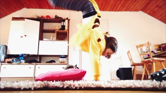 туториал как встать на руки стойка на руках