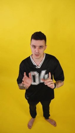 Видеофайл «Кривой стендап. Вечная проблема» #standup #импровизация #юмор #фильмы