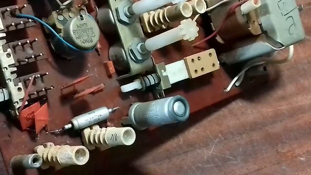 Экономичная техника замены конденсатора К50 - 12. Эконом смотреть онлайн