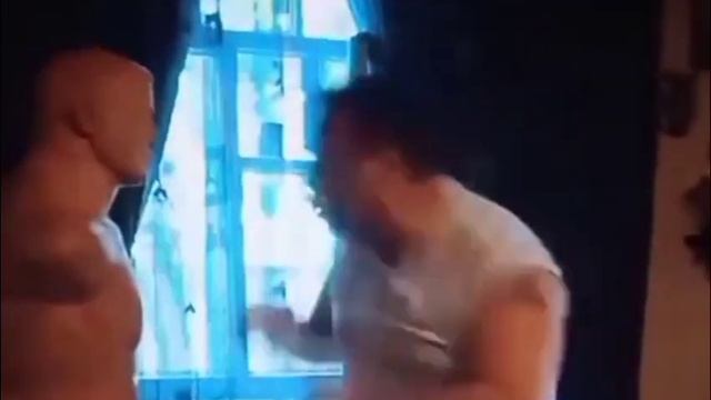 "Бокс, тренер, в работе" #таганрог #боксерскийклуб смотреть онлайн