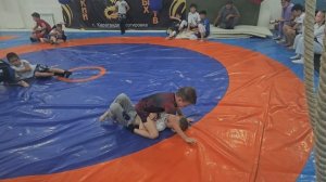 Когда кайфуешь от спаррингов. Спарринг по борьбе / грэ?