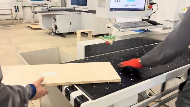 Производство корпусной мебели. Оборудования KDT от ком? смотреть онлайн