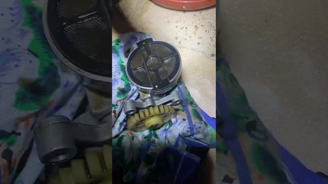 Замена масла на Bajaj Pulsar 180 - 2024г смотреть онлайн