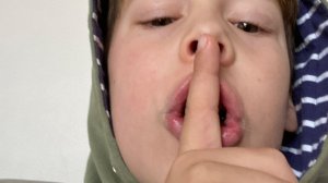 Если Амелия промолчит 10 минут