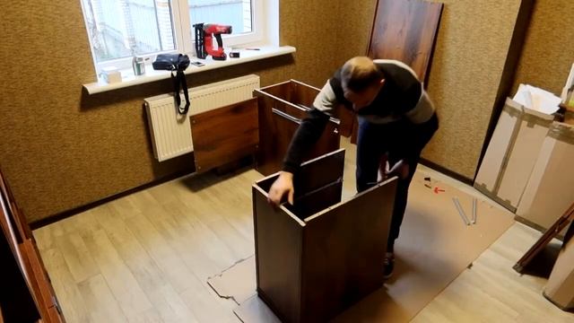 Монтаж письмового столу з двома тумбами ІНДІАНА дуб ш?