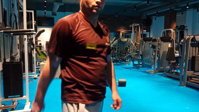 толчок , жим вверх гантель 50 кг . смотреть онлайн