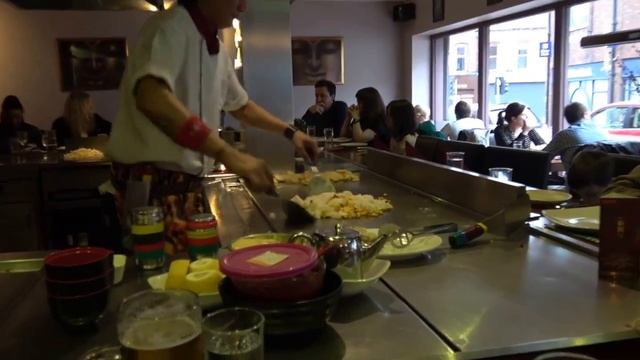 Повар от бога 80 уровень. Кулинарное шоу в японском ресторане.