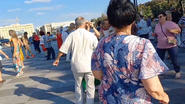 РОЗЫ АЛЫЕ ❤️ТАНЦЫ❤️ ХАРЬКОВ 2024 смотреть онлайн