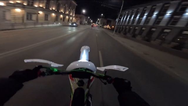 НА ЗАДНЕМ ПО ГОРОДУ || СТАНТ VS ДПС смотреть онлайн