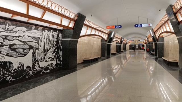 Новая станция метро "Горный институт" в Санкт-Петербурге и рядом с ней Севзапкабель