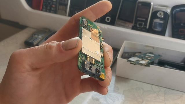 ЯЩИК 5кг телефонов от Коллекционера siemens! Часть 1 смотреть онлайн