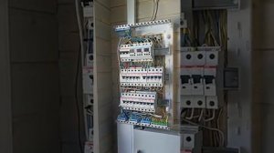 Сборка щита на объекте АВВ Mistral 41