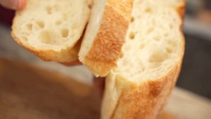 Как правильно выпекать хлеб в газовой духовке?