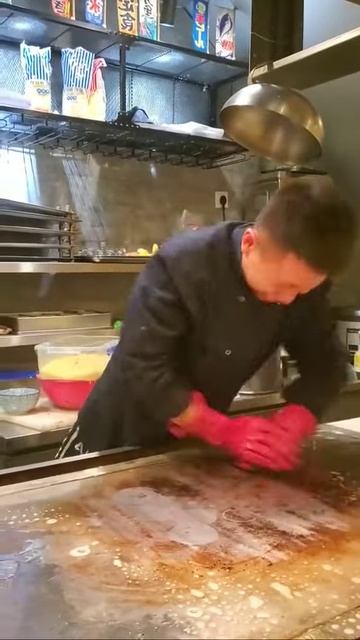 Q-33bucI1H4 - Lifestyle Beautiful Train Teppanyaki street food,restaurant,BBQ,Pub street#Short#Short