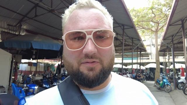 Сколько стоит мотоцикл во Вьетнаме. Цена на Хонду. Кур? смотреть онлайн