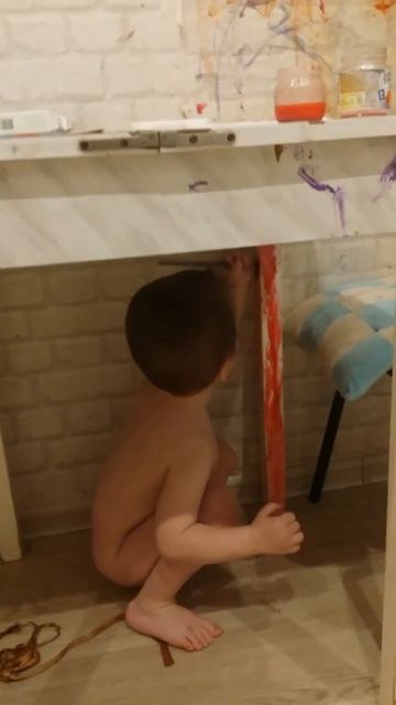 дизайнерский стол. 2 5188386794978153568 смотреть онлайн