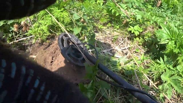 Пробка, проволока, клемма, монеты.  Сигналы одинаковые, смотреть онлайн