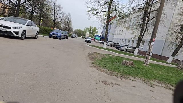 Я в коричневых колготках 70 ден женщина пригляделась н? смотреть онлайн