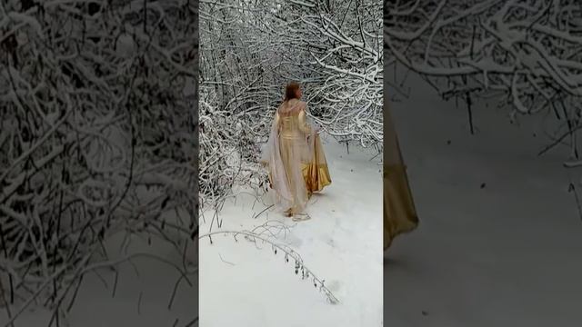 Фотосессия в зимнем лесу. смотреть онлайн