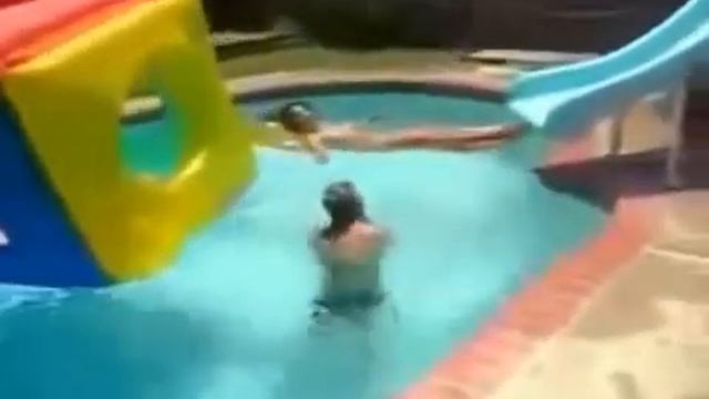 Подборка приколов 2012 с девчонками самые нелепые смотреть онлайн