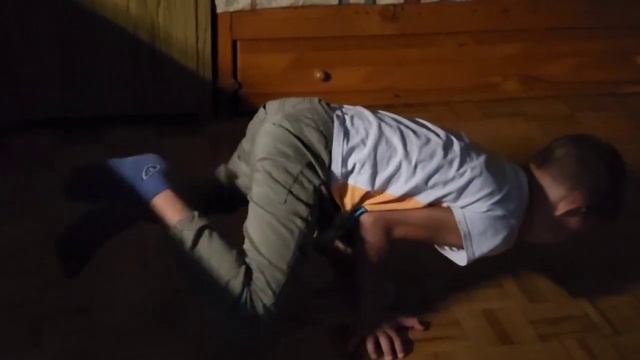 Стойка на руках и отжимание на руках смотреть онлайн