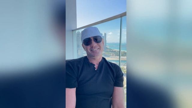 Роману Костомарову страшно смотреть на себя в зеркало смотреть онлайн