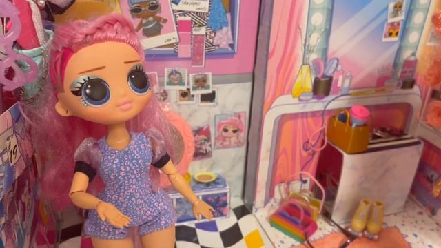 Куколки LOL Surprise на подиуме, модный показ 2025 Fashion Show смотреть онлайн